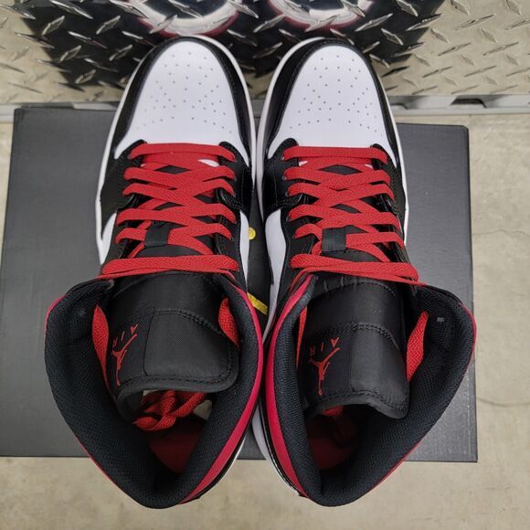 Nike Air Jordan 1 Mid Gym Red Black Toe Sneakers Men\'s Size 13 [DQ8426-106]‎ main image 9